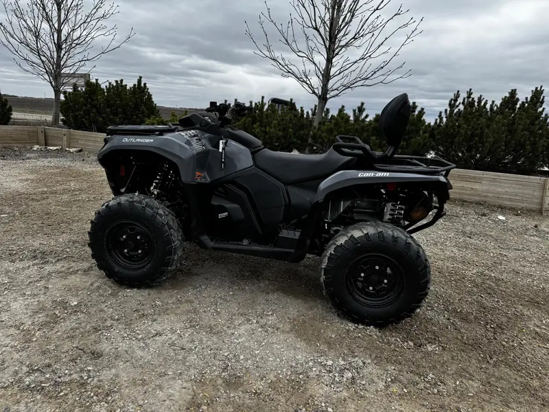 Can-Am OUTLANDER MAX DPS 700 2026