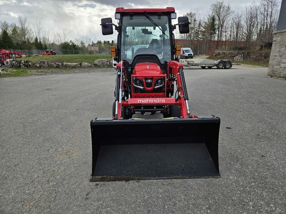 2026 Mahindra 1120 Hst Cab alt