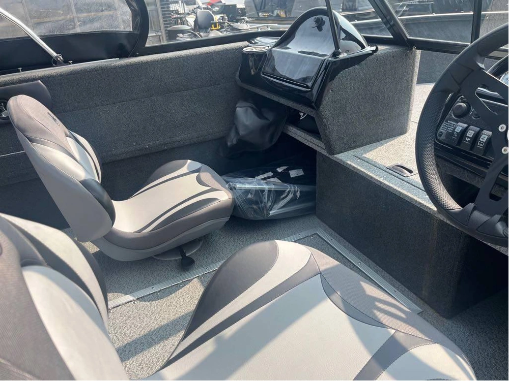 2023 Legend 18 Xte Sport With Mercury 90 Elpt 4-stroke And Glide-on Trailer alt