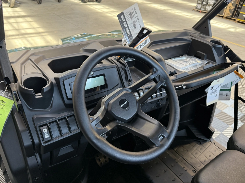 2025 Can-am Defender Dps Hd10 alt