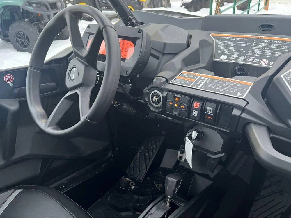 2026 Can-am Commander Xt 700 alt