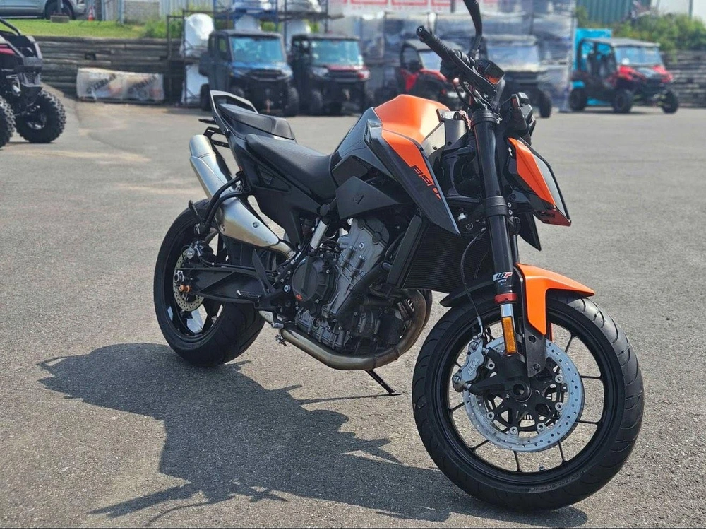 Ktm Ktm Duke 890 2022 alt