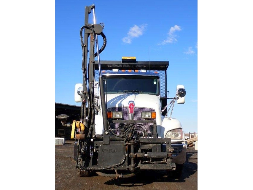 2010 Kenworth T370