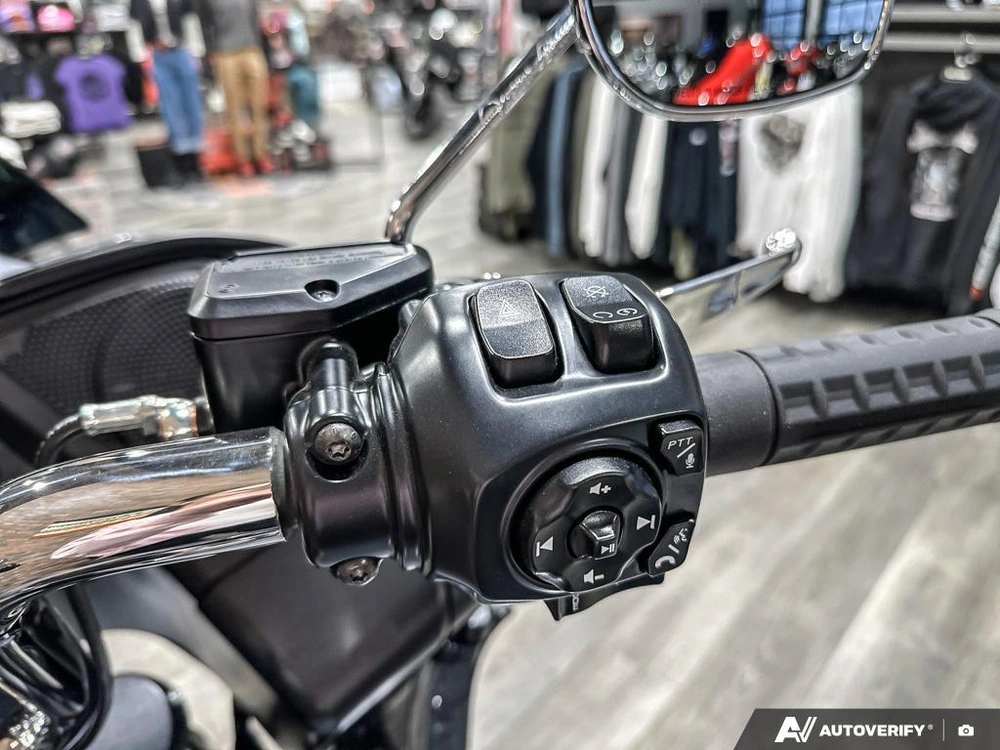 2026 Harley-davidson Road Glide alt