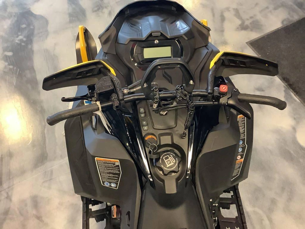 2025 Ski-doo Summit® Neo + 600 Efi - 85 H_al Hurricane 1.75 With Flexedge alt