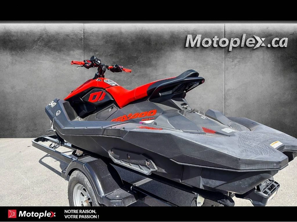 2021 Sea-doo Spark Trixx 3up alt