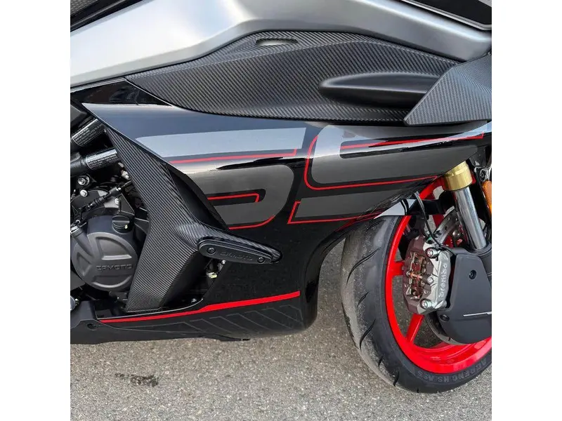 2026 CFMOTO CFMOTO 300 SS thumbnail 3