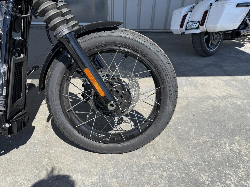 2025 Harley-davidson Street Bob *new Bike. Clearance Price.* alt