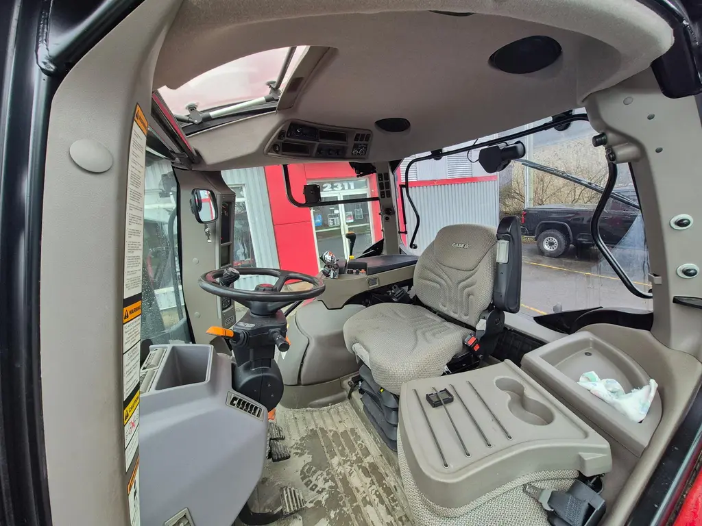 2017 Case IH Maxxum 125