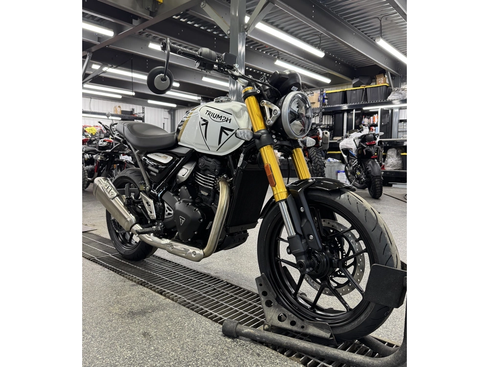2026 Triumph Speed 400 Blanc alt