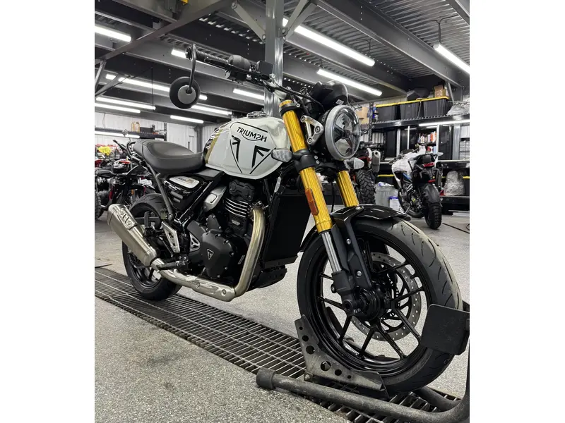 2026 Triumph SPEED 400 BLANC