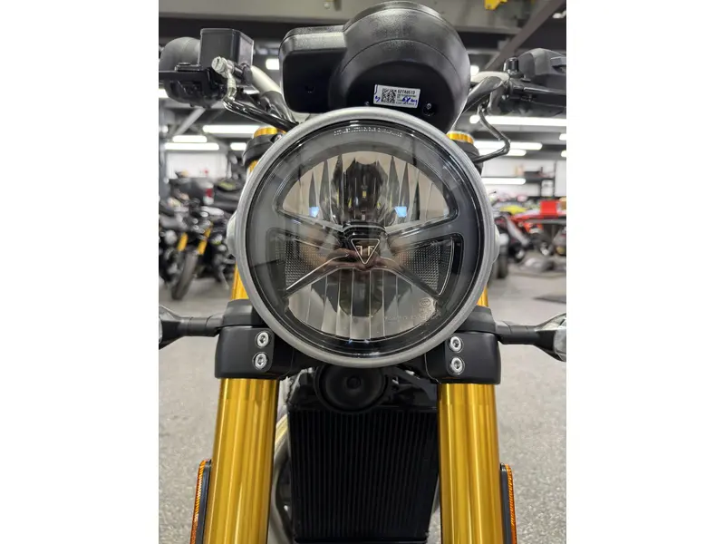 2026 Triumph SPEED 400 BLANC