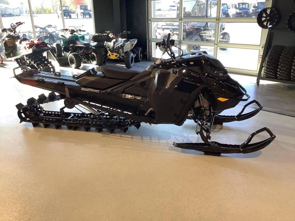 2025 Ski-doo Summit X 850 Etec Turbo 165" 3" Shot alt