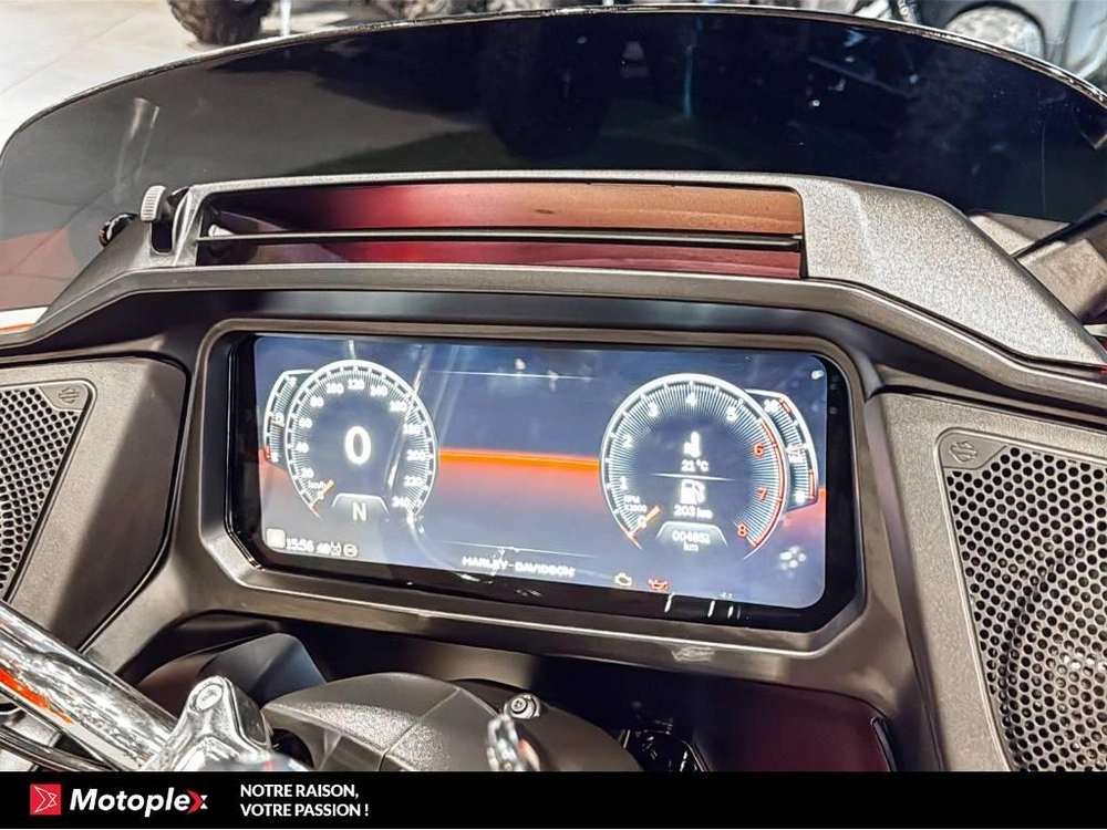Harley-davidson Road Glide Fltrx 2024 alt