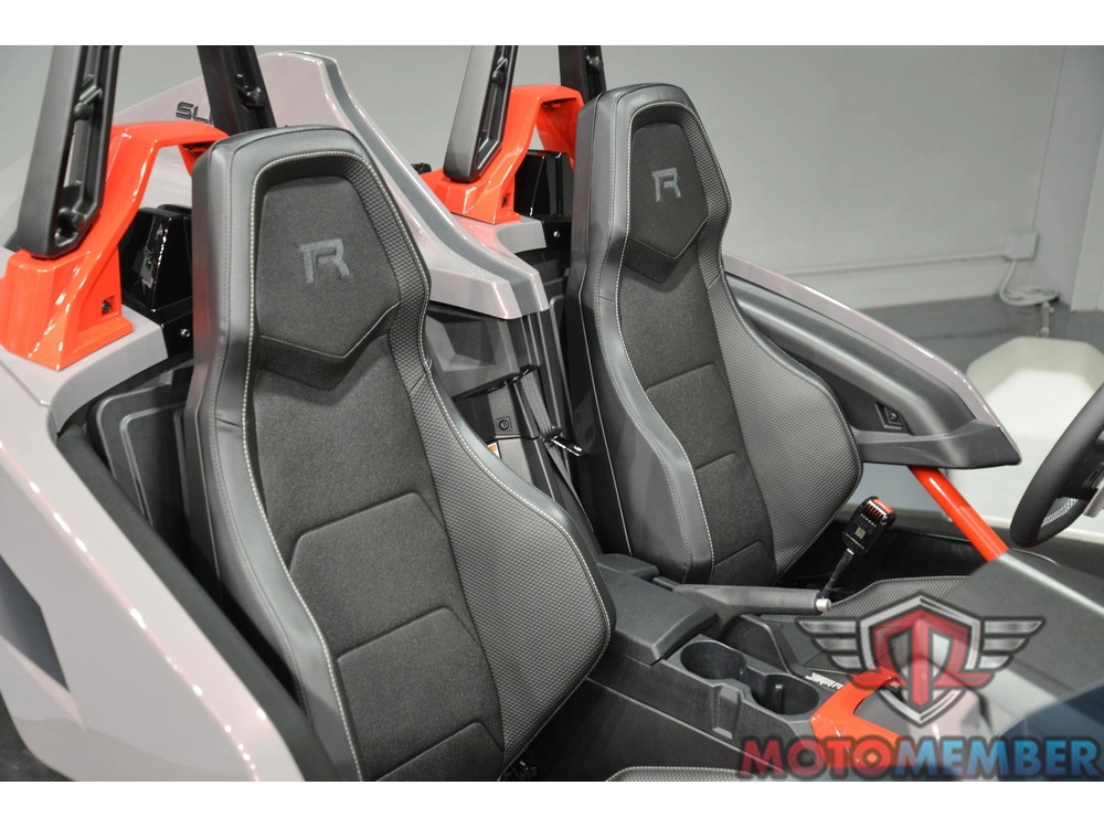 2026 Slingshot R Autodrive alt