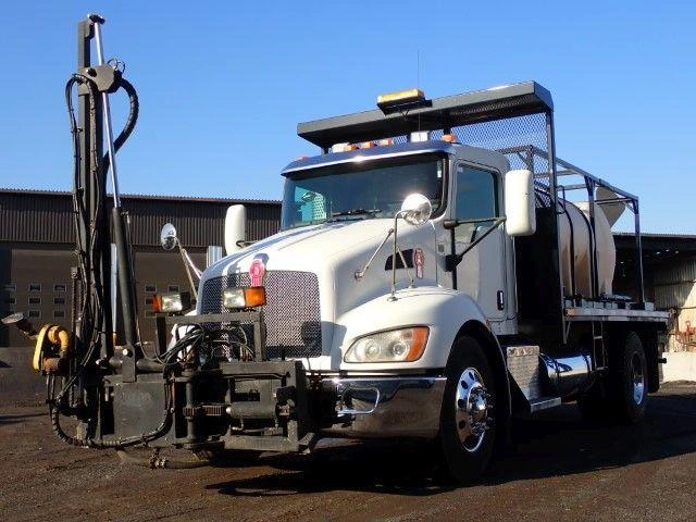 2010 Kenworth T370