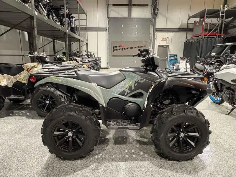 2026 Yamaha Grizzly DAE XT-R thumbnail 3