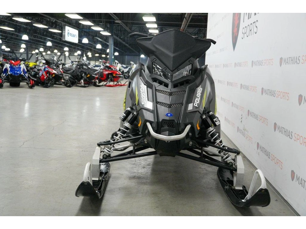 Polaris 800 Switchback Assault 144 2018 alt