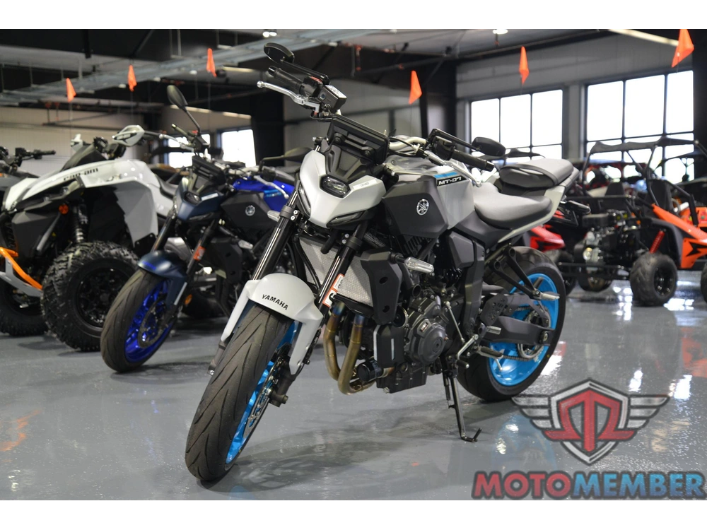 2025 Yamaha Mt-07 alt