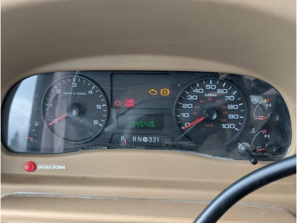 Winnebago Itasca Sunova 31e *couple* 2009 alt