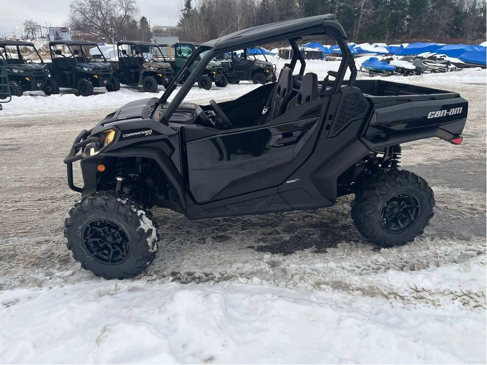 2026 Can-am Commander Xt 700 alt