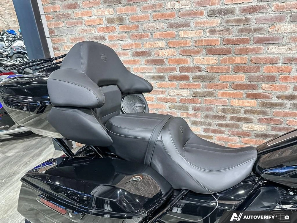 2026 Harley-davidson Street Glide Limited alt