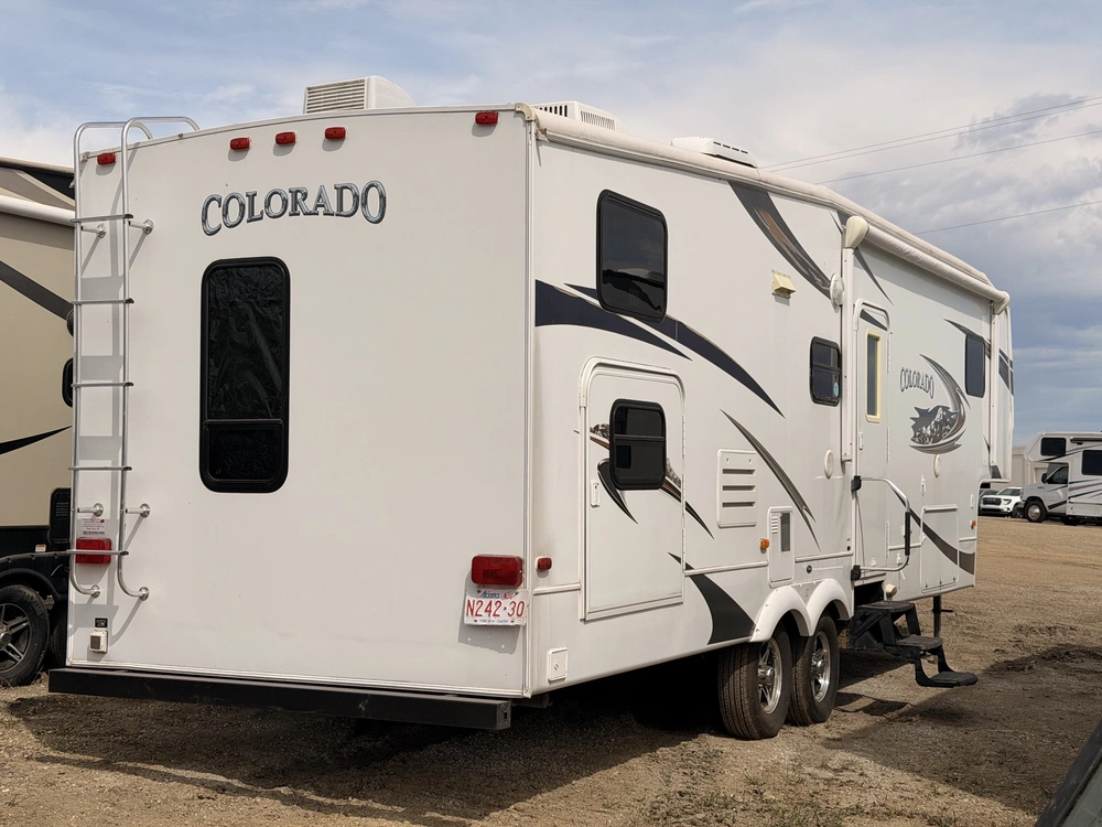 2010 Dutchmen Colorado 29bh 5th Wheel alt