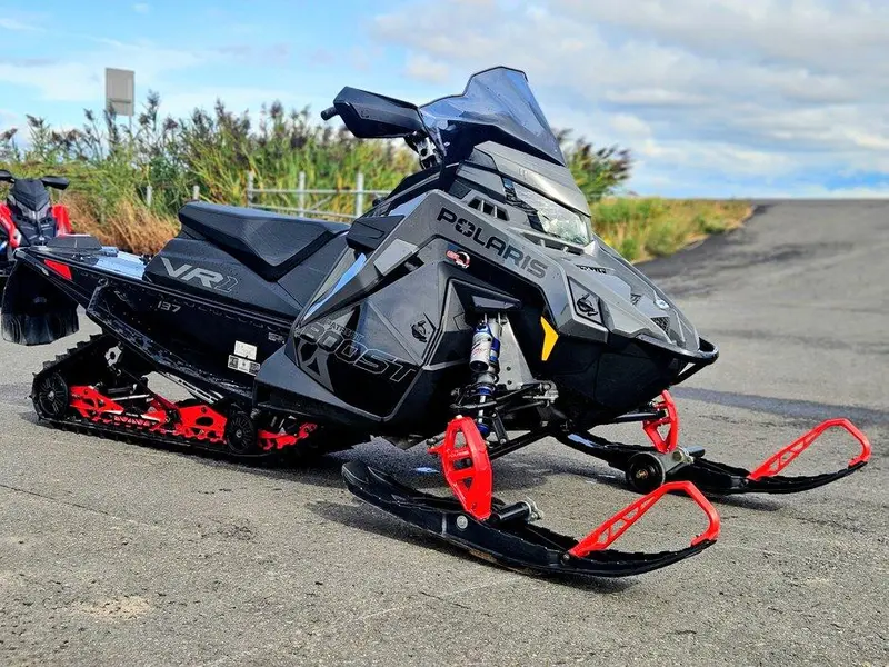Polaris Polaris 850 Indy VR1 BOOST 137 0