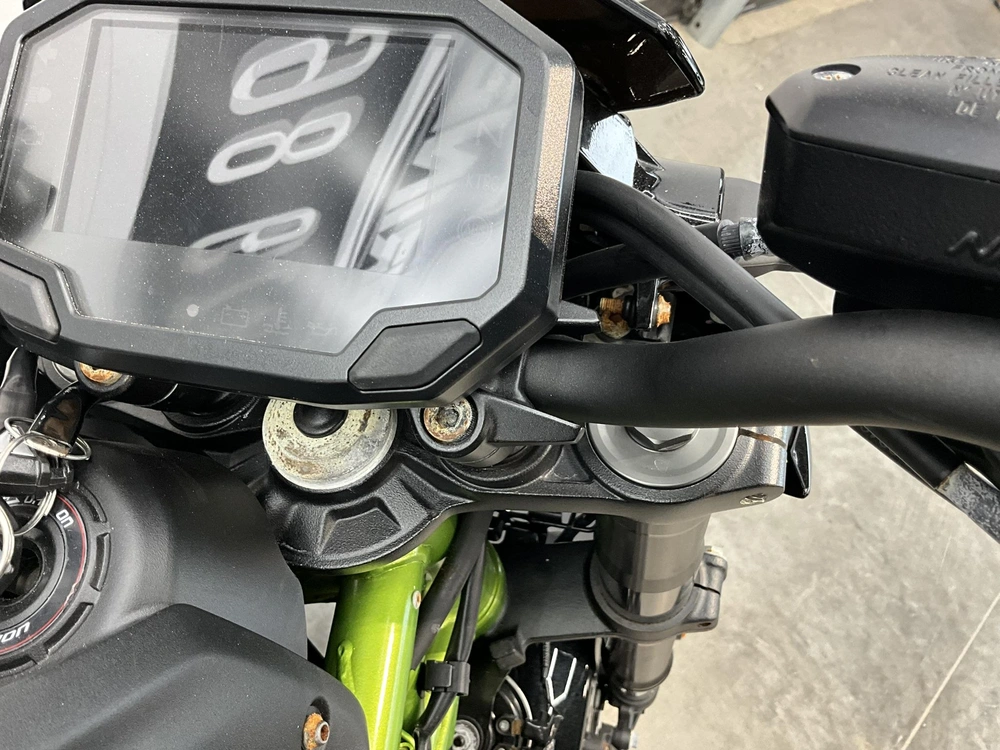 2022 Kawasaki Zr900 Se alt