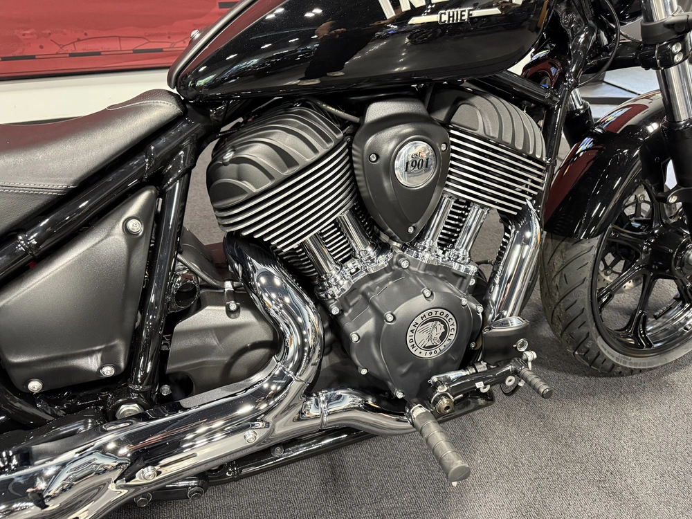 2026 Indian Motorcycle Chief alt