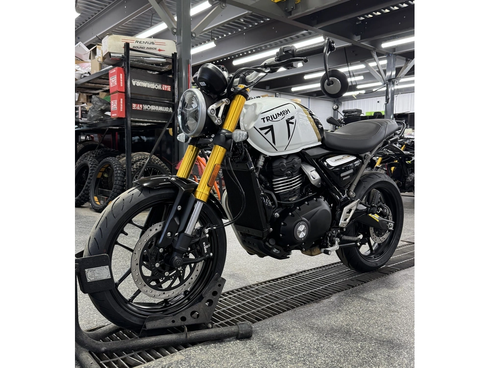 2026 Triumph Speed 400 Blanc alt