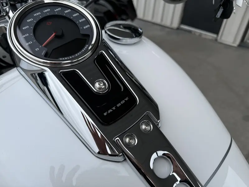 Harley-Davidson FAT BOY 2026