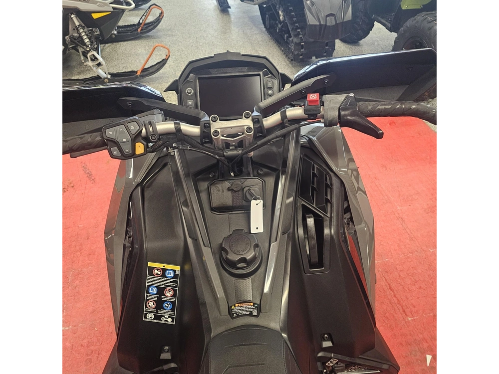 2025 Polaris 650 Switchback Xc 146 alt