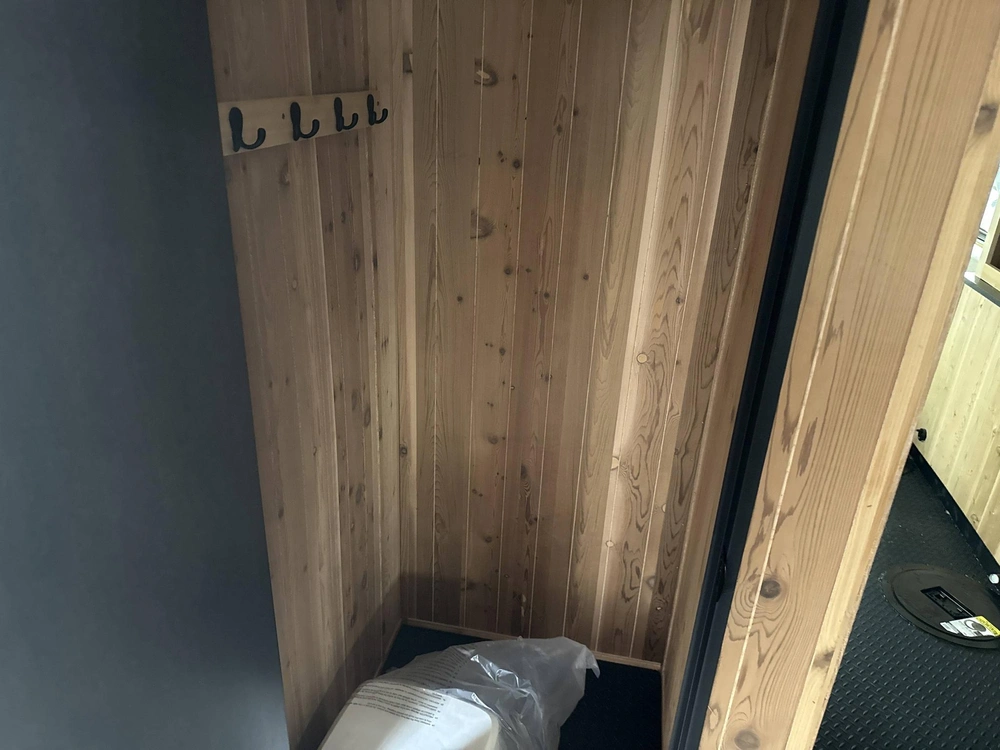 2026 Forest River Cherokee 16hut alt