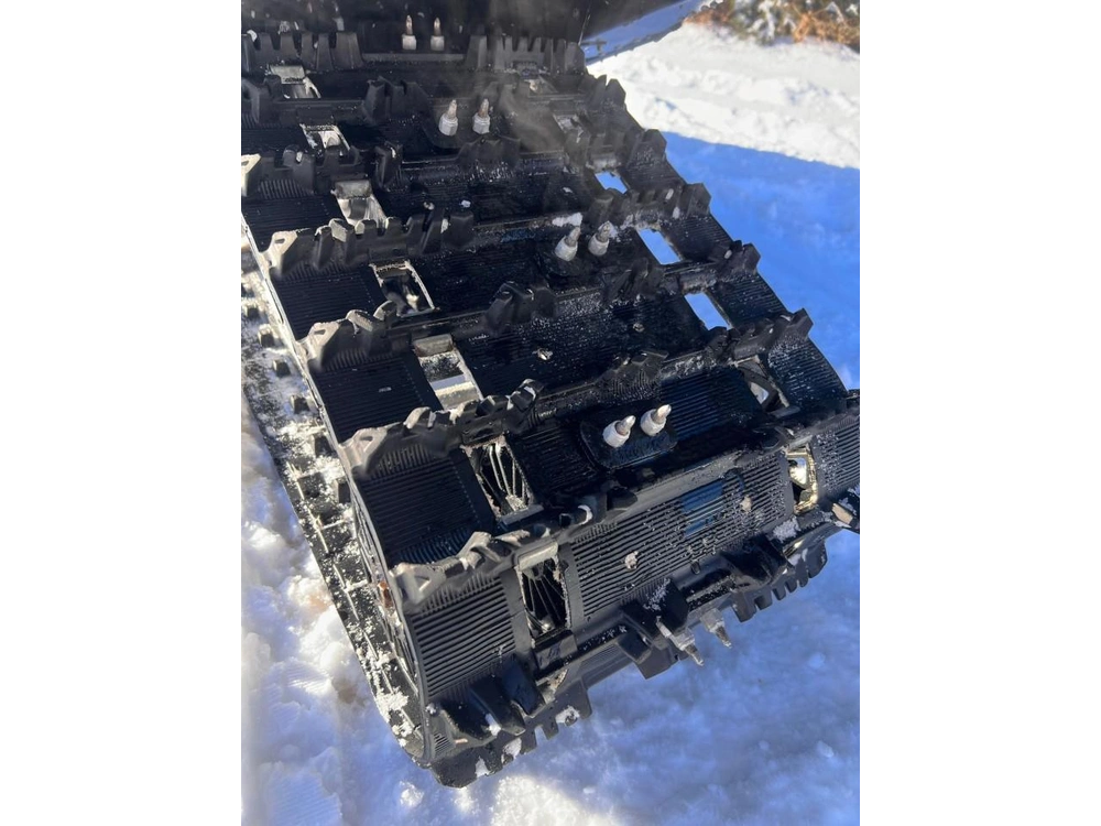 Polaris 850 Indy Xc 129 2020 alt