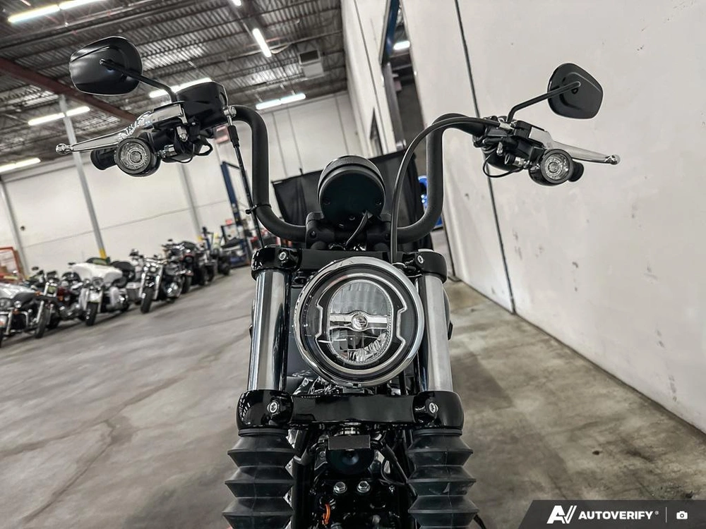2026 Harley-davidson Street Bob alt