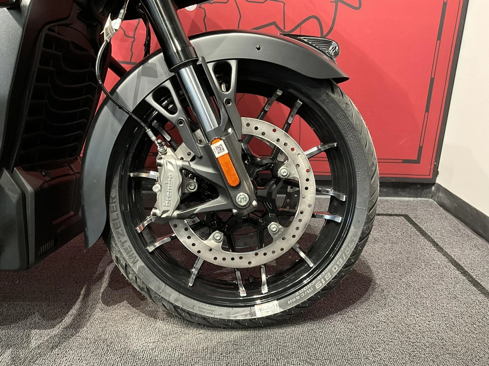 Indian Motorcycle Challenger Dark Horse 2026 alt