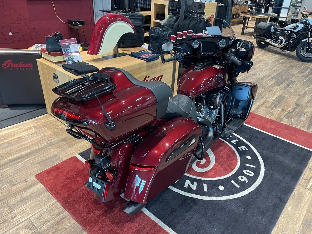 2026 Indian Motorcycle Roadmaster Pp Dh 112 - Maroon Metallic alt