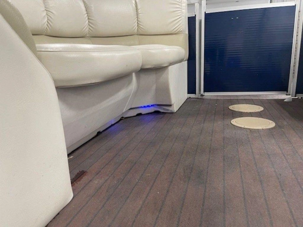 2014 Harris Sunliner 220 alt