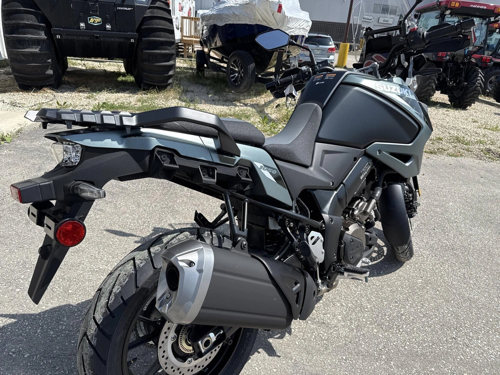 2025 Suzuki V-strom 1050 alt