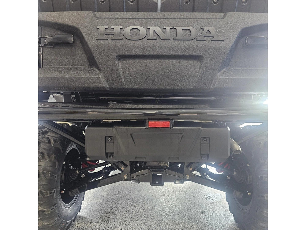 2025 Honda Pioneer 1000-5 alt