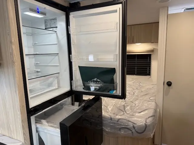 East West by Forest River Entrada 2000NS 2026