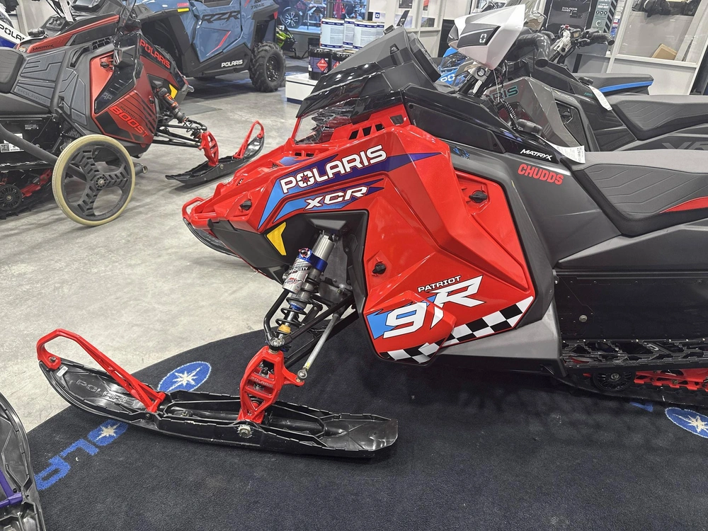 2025 Polaris 9r Indy Xcr 136 Le alt