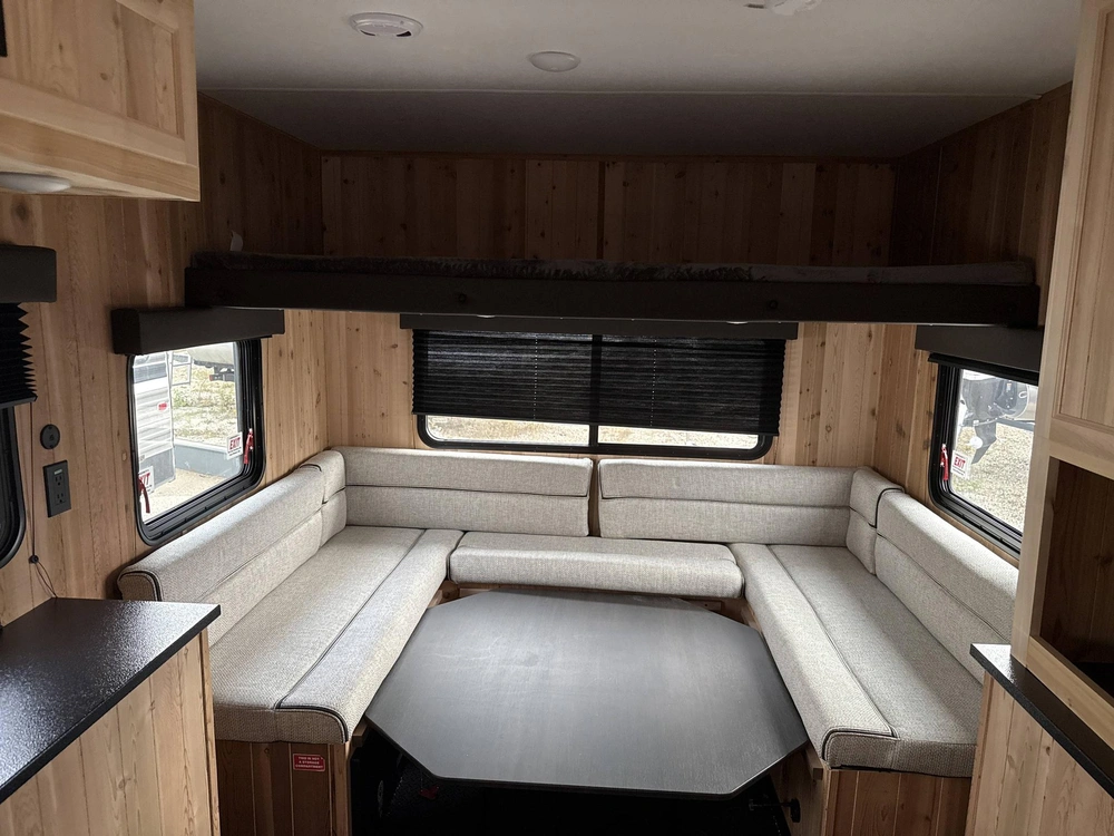 2026 Forest River Cherokee 16hut alt