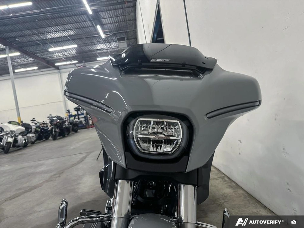 2025 Harley-davidson Flhx - Street Glide® alt