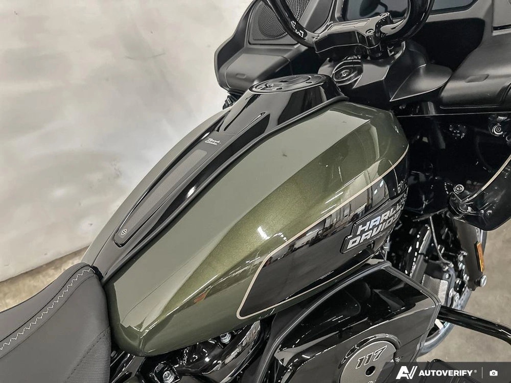 2026 Harley-davidson Road Glide alt