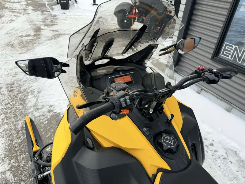 2023 Ski-Doo Renagade Adrenaline 900ace