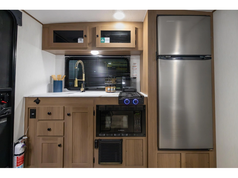 2026 Apex 216rks Nano alt