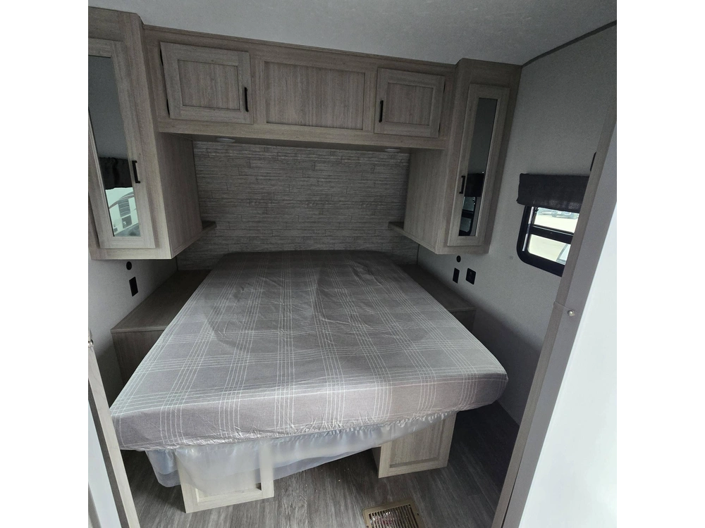 2026 Forest River 27dbh alt