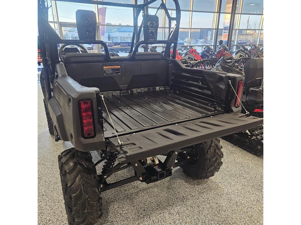 2025 Honda Pioneer 700 Deluxe alt
